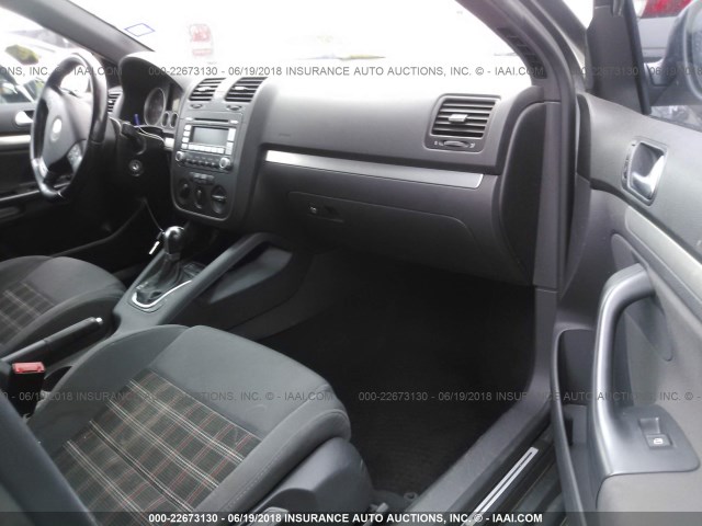 3VWDA71K38M157907 - 2008 VOLKSWAGEN GLI ნაცრისფერი ფოტო 5