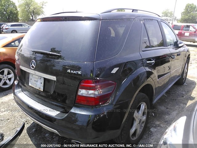 4JGBB86E18A366670 - 2008 MERCEDES-BENZ ML 350 BLACK photo 4