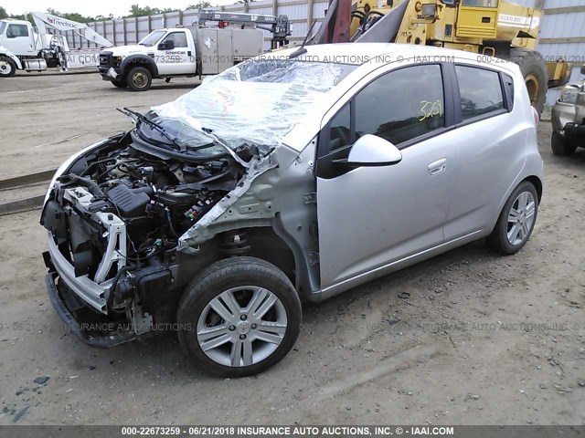 KL8CD6S93EC428370 - 2014 CHEVROLET SPARK 1LT SILVER photo 2