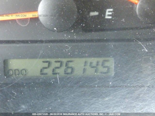 4T1BE32K52U513374 - 2002 TOYOTA CAMRY LE/XLE/SE ნაცრისფერი ფოტო 7