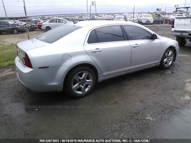 1G1ZH57B99F133914 - 2009 CHEVROLET MALIBU 1LT 银色 照片 4