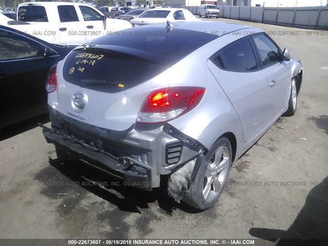 KMHTC6AD4EU212212 - 2014 HYUNDAI VELOSTER SILVER photo 4