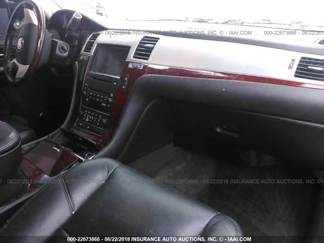 1GYFK63848R258287 - 2008 CADILLAC ESCALADE LUXURY 黑色 照片 5