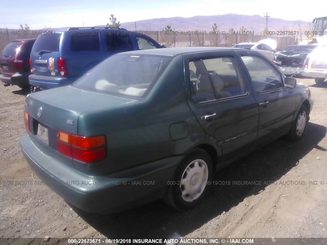 3VWRA81H6VM051561 - 1997 VOLKSWAGEN JETTA GL GREEN photo 4