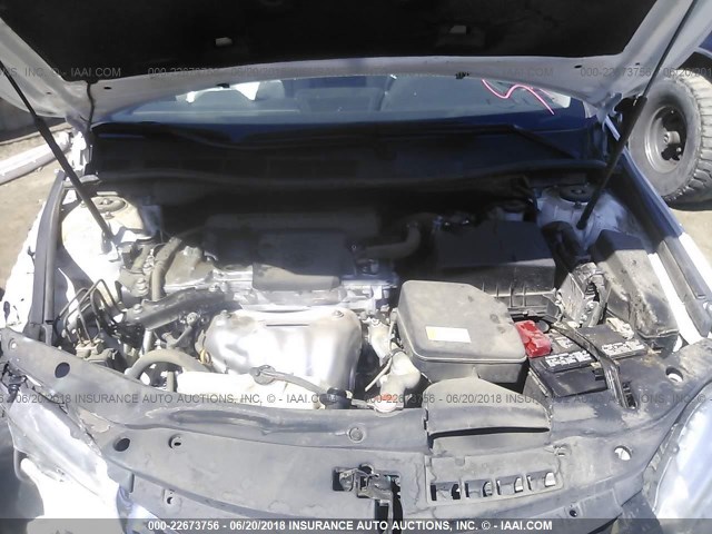4T4BF1FK8GR566417 - 2016 TOYOTA CAMRY LE/XLE/SE/XSE 白色 照片 10