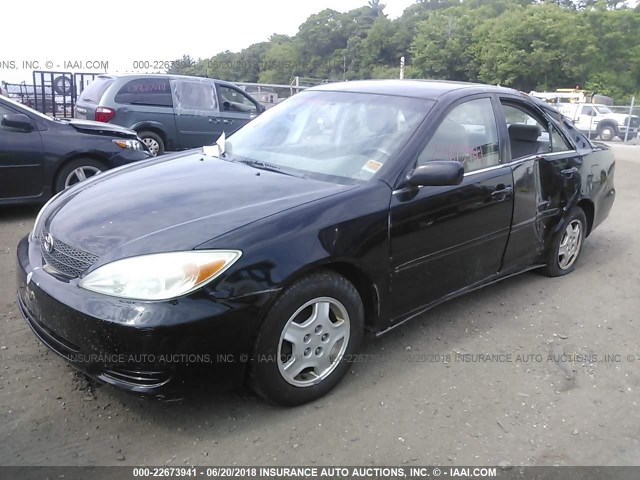 4T1BF32KX2U031271 - 2002 TOYOTA CAMRY LE/XLE/SE შავი ფოტო 2