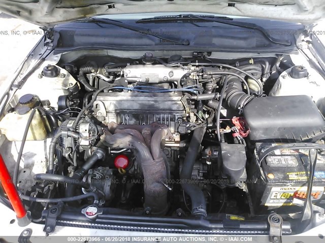 4T1BG22K41U769119 - 2001 TOYOTA CAMRY CE/LE/XLE 白色 照片 10