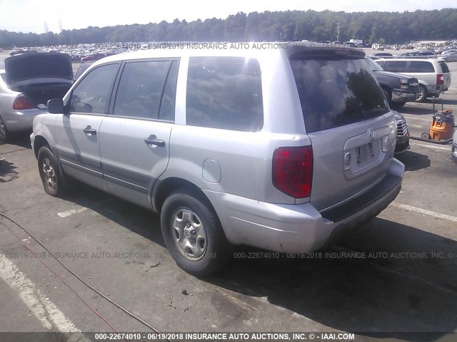 2HKYF18104H593579 - 2004 HONDA PILOT LX SILVER photo 3