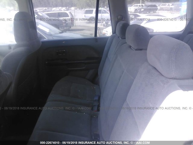 2HKYF18104H593579 - 2004 HONDA PILOT LX SILVER photo 8