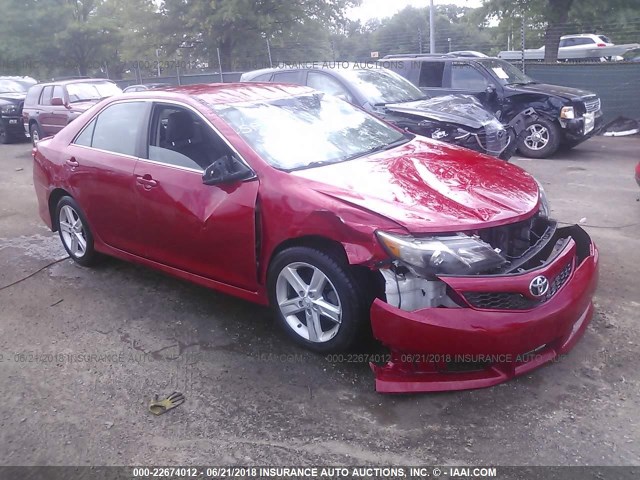 4T1BF1FK3DU704273 - 2013 TOYOTA CAMRY L/SE/LE/XLE 红色 照片 1