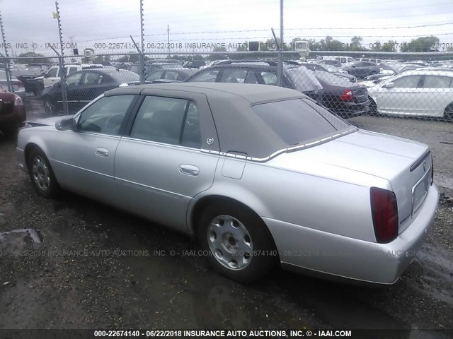 1G6KE57Y3YU315367 - 2000 CADILLAC DEVILLE DHS SILVER photo 3