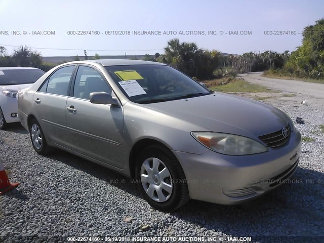 4T1BE32K32U544753 - 2002 TOYOTA CAMRY LE/XLE/SE 金色 照片 1