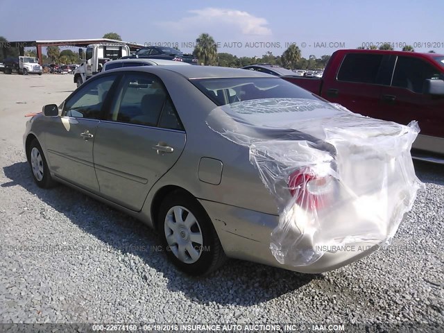 4T1BE32K32U544753 - 2002 TOYOTA CAMRY LE/XLE/SE 金色 照片 3