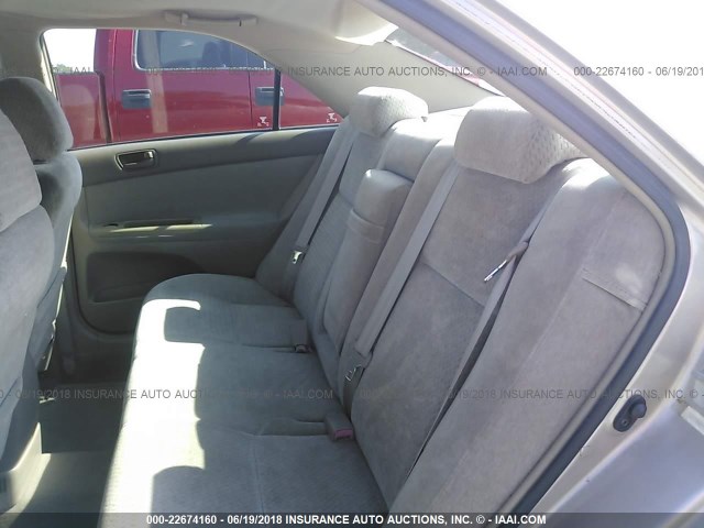 4T1BE32K32U544753 - 2002 TOYOTA CAMRY LE/XLE/SE 金色 照片 8