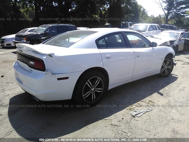 2C3CDXDT4EH303689 - 2014 DODGE CHARGER R/T WHITE photo 4