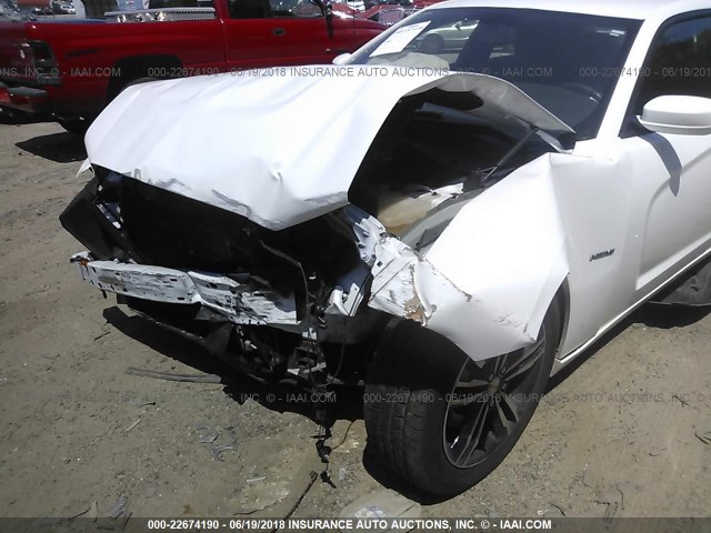 2C3CDXDT4EH303689 - 2014 DODGE CHARGER R/T WHITE photo 6