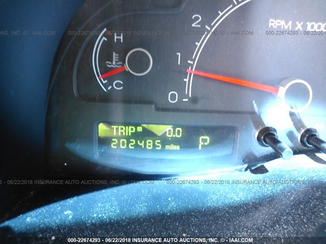 1LNHM87A23Y671143 - 2003 LINCOLN LS ვერცხლისფერი ფოტო 7