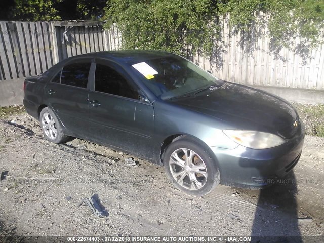 JTDBE32K320028646 - 2002 TOYOTA CAMRY LE/XLE/SE მწვანე ფოტო 1