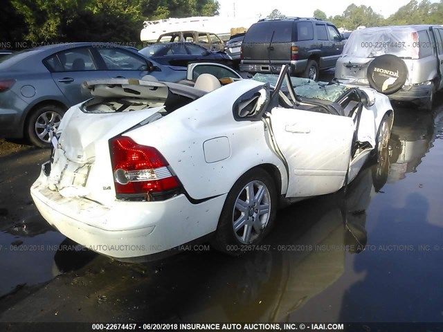 YV1MS382472299536 - 2007 VOLVO S40 2.4I WHITE photo 4