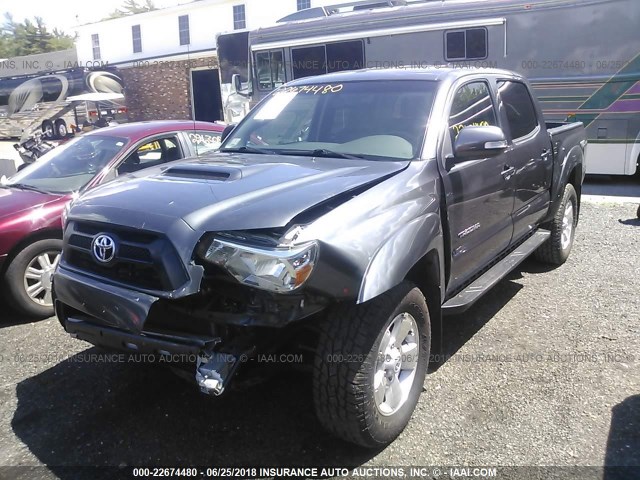 3TMLU4EN6EM164290 - 2014 TOYOTA TACOMA DOUBLE CAB ნაცრისფერი ფოტო 2