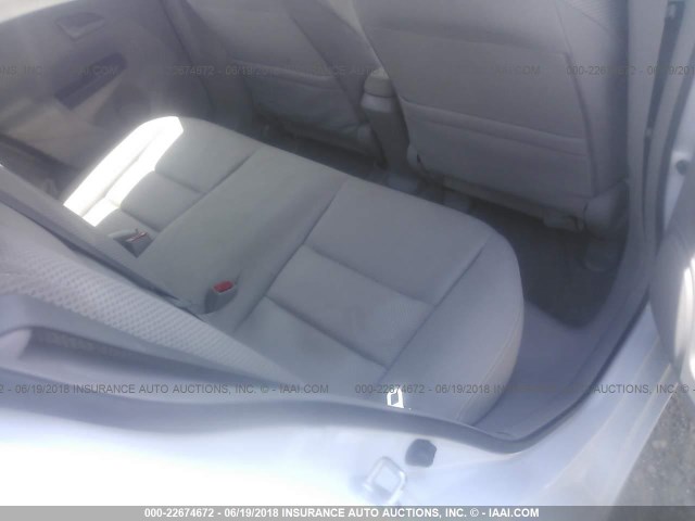 JHMZE2H72AS006201 - 2010 HONDA INSIGHT EX WHITE photo 8