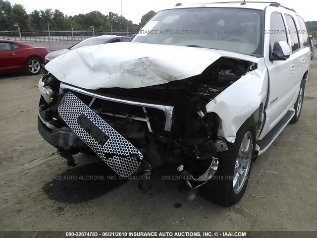 1GKEK63U04J219319 - 2004 GMC YUKON DENALI WHITE photo 6