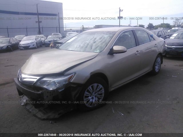 4T1BF1FK1CU510405 - 2012 TOYOTA CAMRY SE/LE/XLE 金色 照片 2