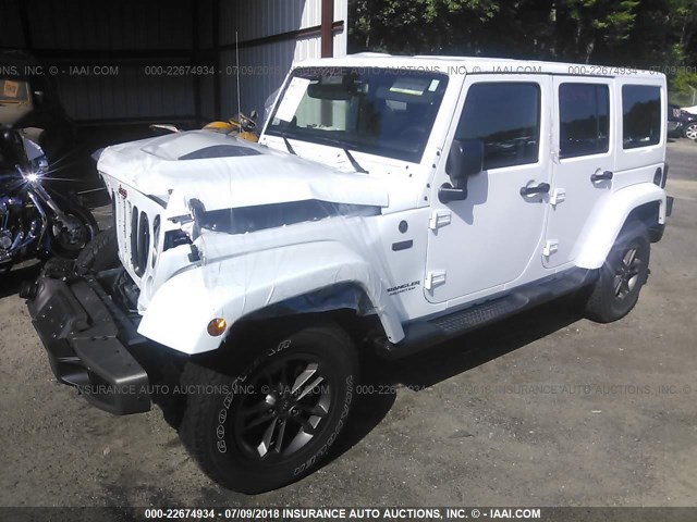 1C4BJWEG1HL511239 - 2017 JEEP WRANGLER UNLIMITE SAHARA WHITE photo 2