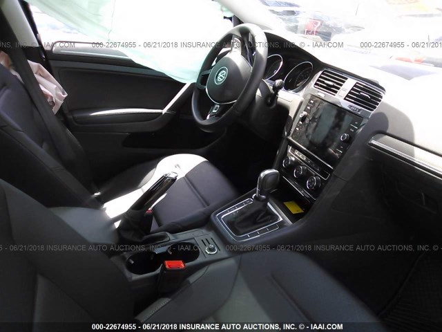 3VWH17AU0JM754439 - 2018 VOLKSWAGEN Golf Alltrack S/SE/SEL 灰色 照片 5