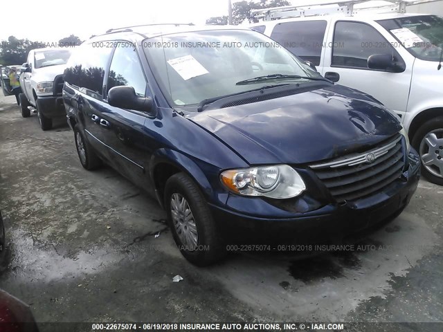 2C4GP44R45R155299 - 2005 CHRYSLER TOWN & COUNTRY LX BLUE photo 1