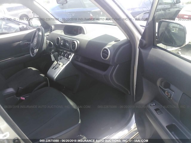 JTLKE50E481040398 - 2008 TOYOTA SCION XB Gümüş foto 5