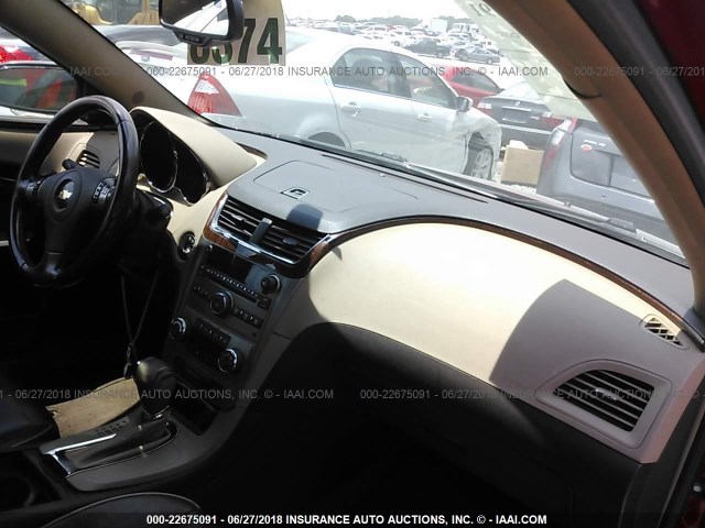 1G1ZK57748F232913 - 2008 CHEVROLET MALIBU LTZ RED photo 5