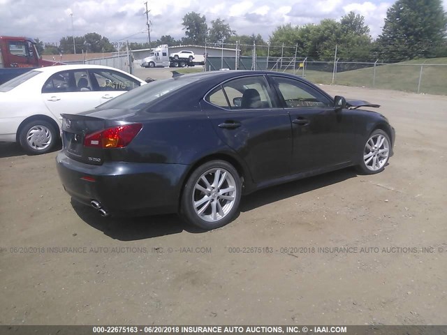 JTHBK262172041418 - 2007 LEXUS IS 250 GRAY photo 4