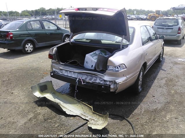 4T1BF22K2WU064930 - 1998 TOYOTA CAMRY CE/LE/XLE GOLD photo 6