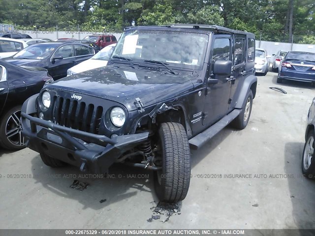 1C4BJWDG7FL742404 - 2015 JEEP WRANGLER UNLIMITE SPORT BLACK photo 2