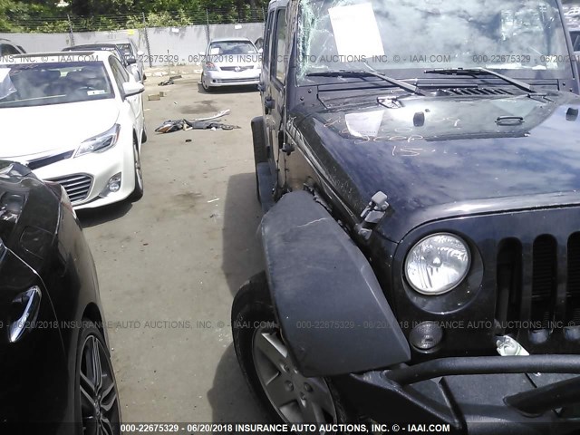 1C4BJWDG7FL742404 - 2015 JEEP WRANGLER UNLIMITE SPORT BLACK photo 6