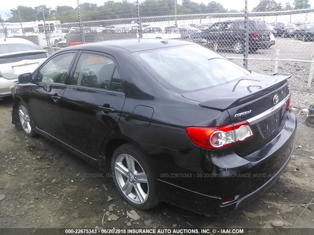 2T1BU4EE8DC099395 - 2013 TOYOTA COROLLA S/LE BLACK photo 3