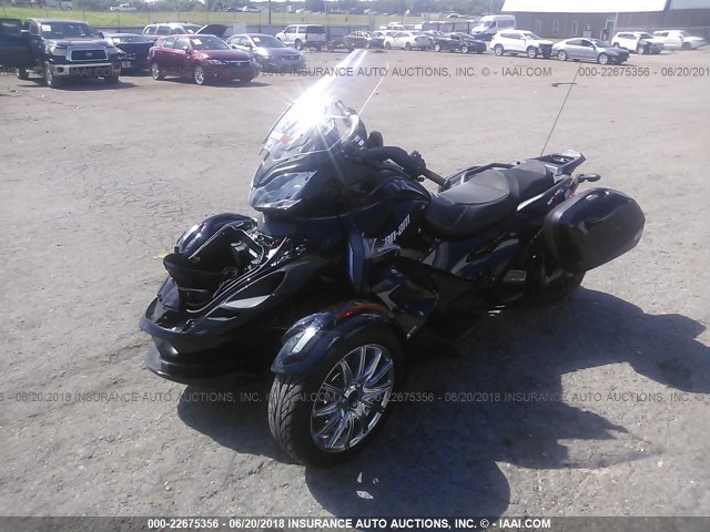 2BXNCBC16DV002965 - 2013 CAN-AM SPYDER ROADSTER ST/STS/ST LIMITED BLACK photo 2