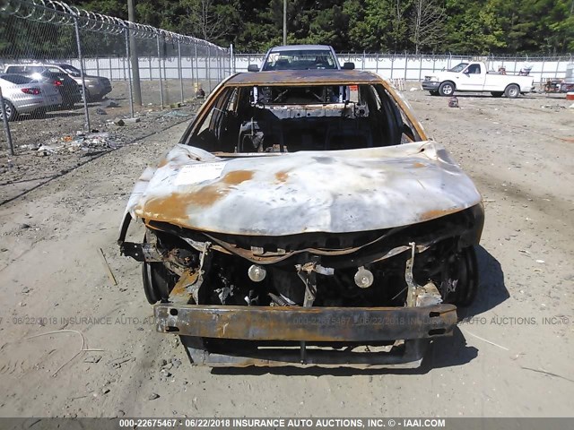 4T1BD1FK8DU090438 - 2013 TOYOTA CAMRY HYBRID/LE/XLE 红色 照片 6