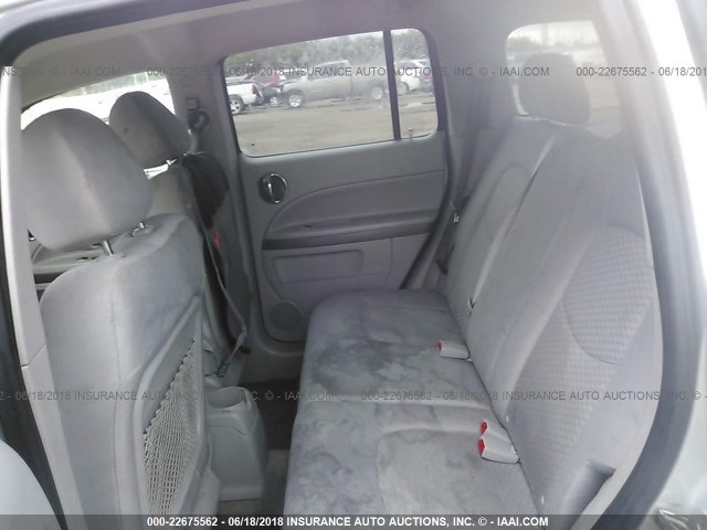 3GNCA13B29S612470 - 2009 CHEVROLET HHR LS SILVER photo 8