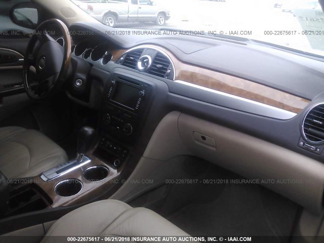 5GAKVBED4BJ262474 - 2011 BUICK ENCLAVE CXL ყავისფერი ფოტო 5