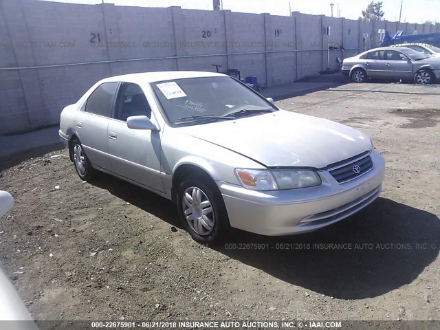 4T1BG22K51U053541 - 2001 TOYOTA CAMRY CE/LE/XLE SILVER photo 1