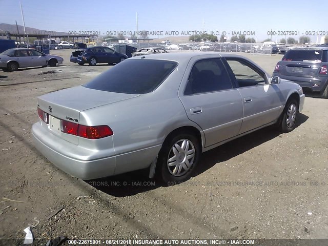 4T1BG22K51U053541 - 2001 TOYOTA CAMRY CE/LE/XLE SILVER photo 4