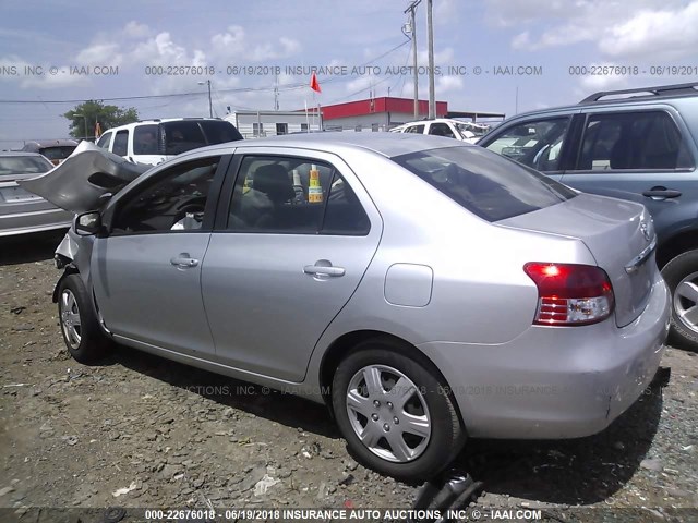 JTDBT4K35CL037790 - 2012 TOYOTA YARIS 银色 照片 3