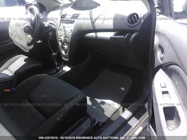JTDBT4K35CL037790 - 2012 TOYOTA YARIS 银色 照片 5