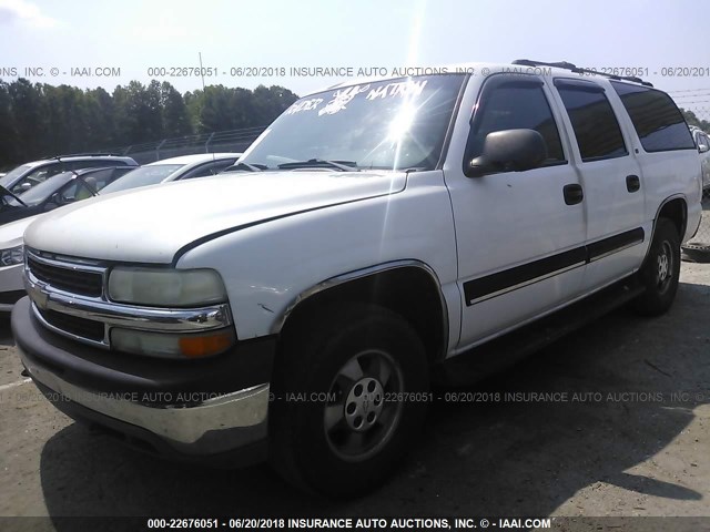 1GNEC16ZX2J104900 - 2002 CHEVROLET SUBURBAN C1500 WHITE photo 2