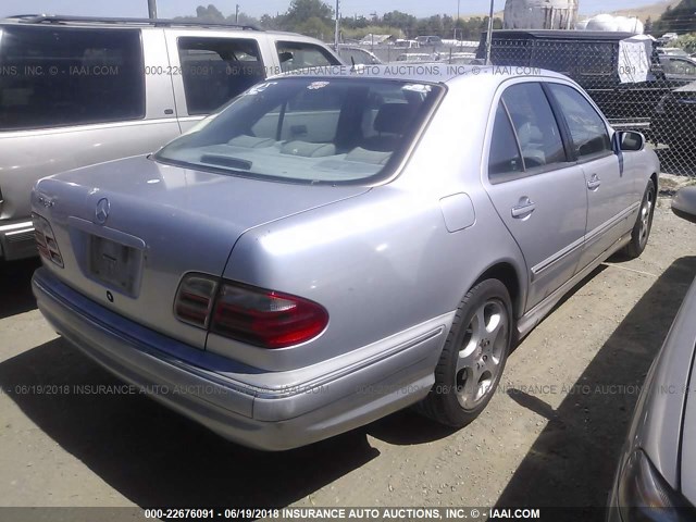 WDBJF70JX1B308124 - 2001 MERCEDES-BENZ E 430 SILVER photo 4