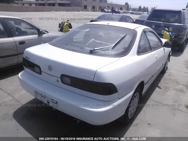 JH4DC4447RS019688 - 1994 ACURA INTEGRA RS WHITE photo 4