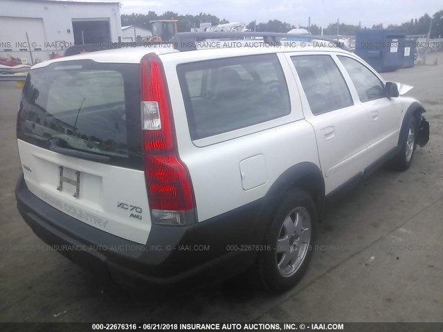 YV1SZ59H831111909 - 2003 VOLVO XC70 WHITE photo 4