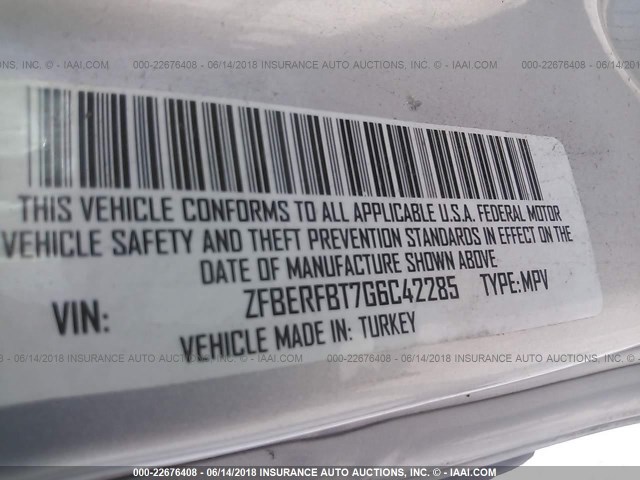 ZFBERFBT7G6C42285 - 2016 RAM PROMASTER CITY SLT 银色 照片 9